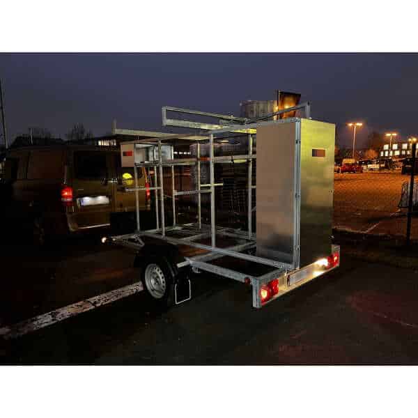 Afgesloten steigeraanhanger 250