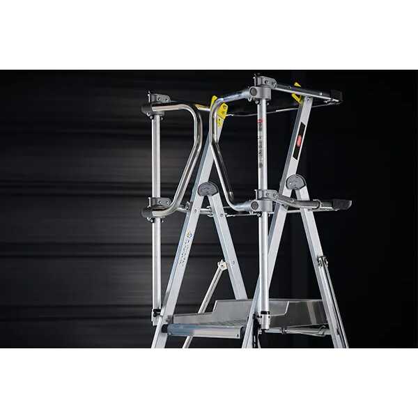 Altrex magazijntrap RolGuard 2.0 3/4
