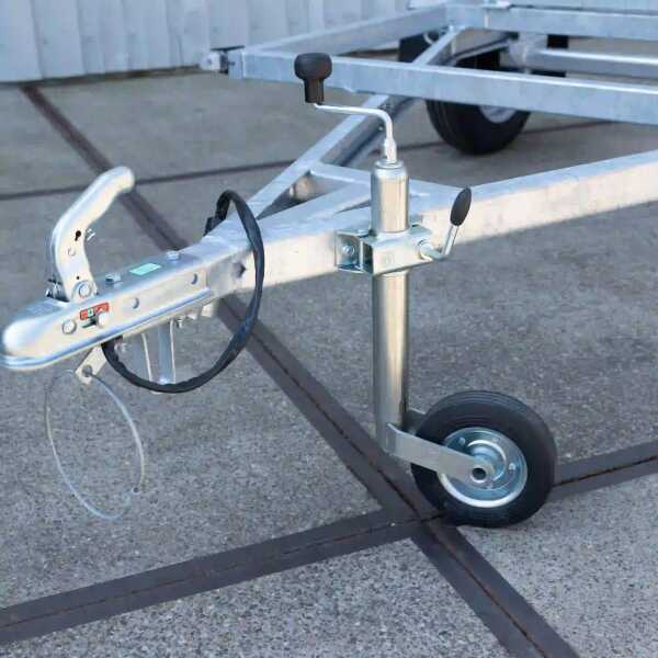 Basic steigeraanhangwagen